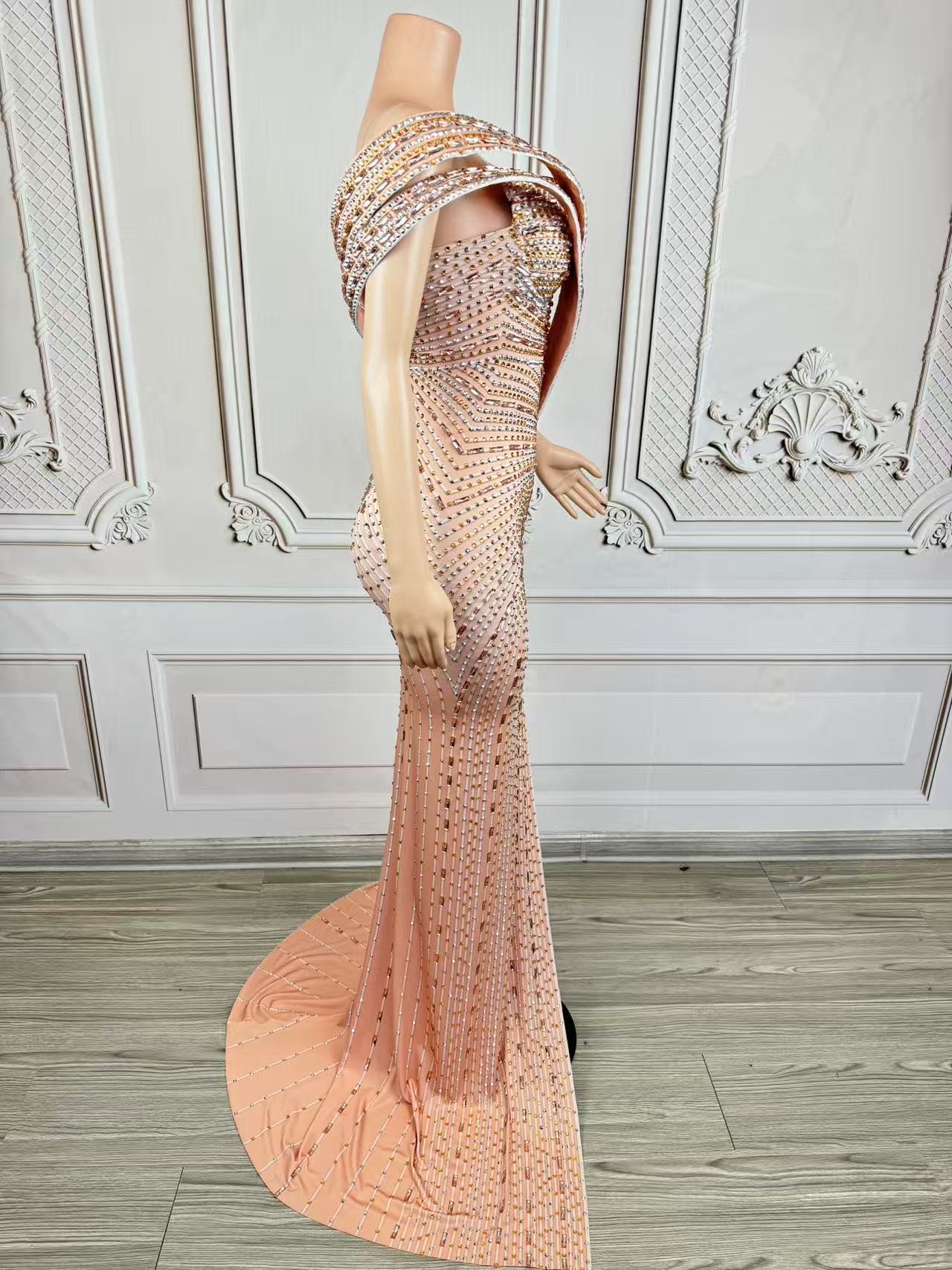 Xiangbin Sparkly Crystals Form - Women Formal Wear Photoshoot recensie en prijs