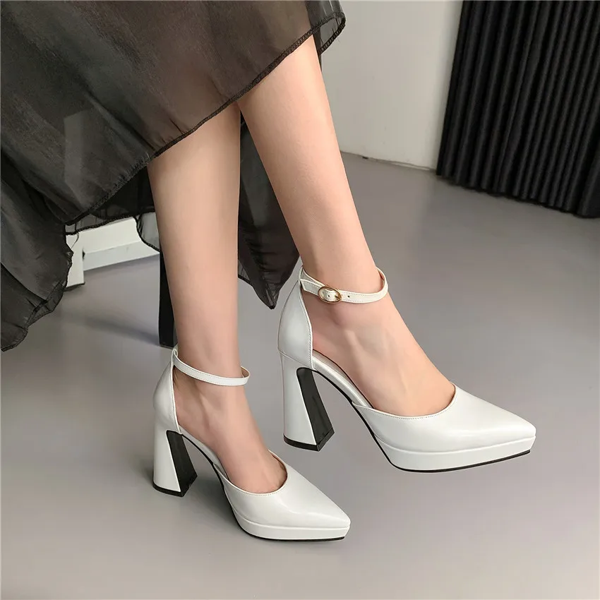 Red Black Patent Leather Platf - Women Formal Wear For Summer recensie en prijs