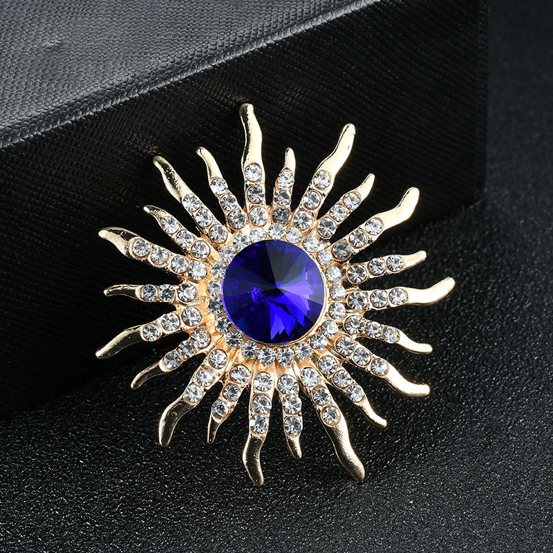 New Flower Brooch Trend Style  - Women Formal Wear Trends recensie en prijs